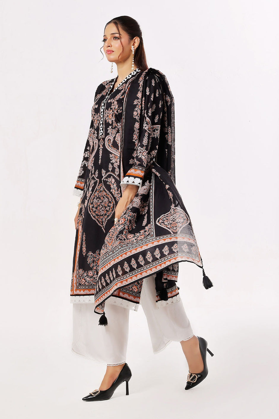 3 Piece Unstitched Printed Lawn Suit