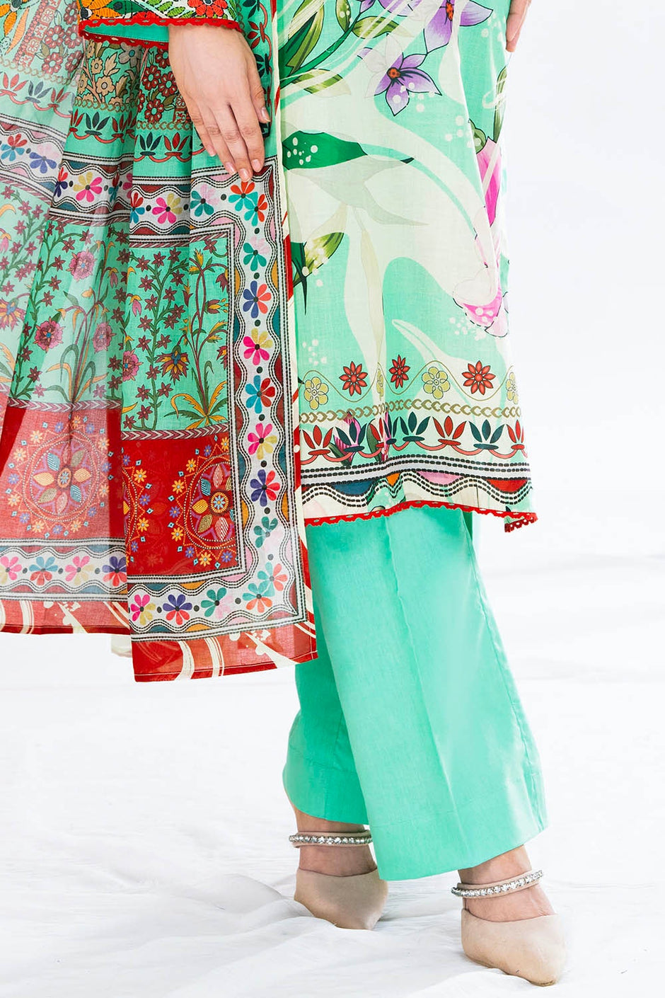 3 Piece Unstitched Printed Lawn Suit