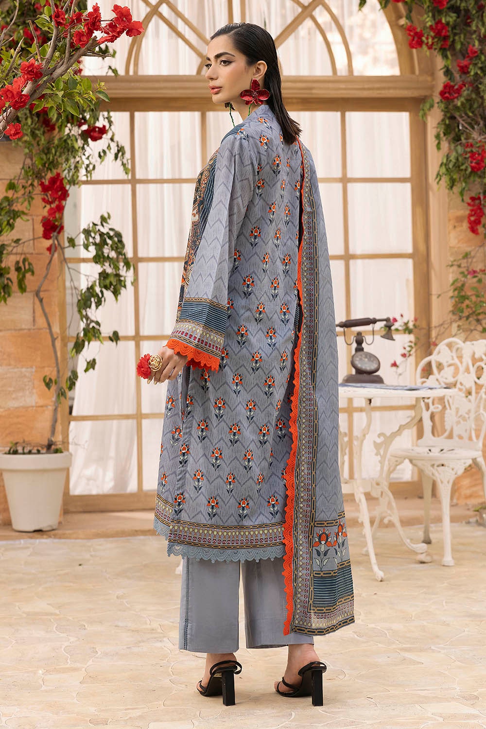 3 Piece Unstitched Printed Lawn Suit SD-52105