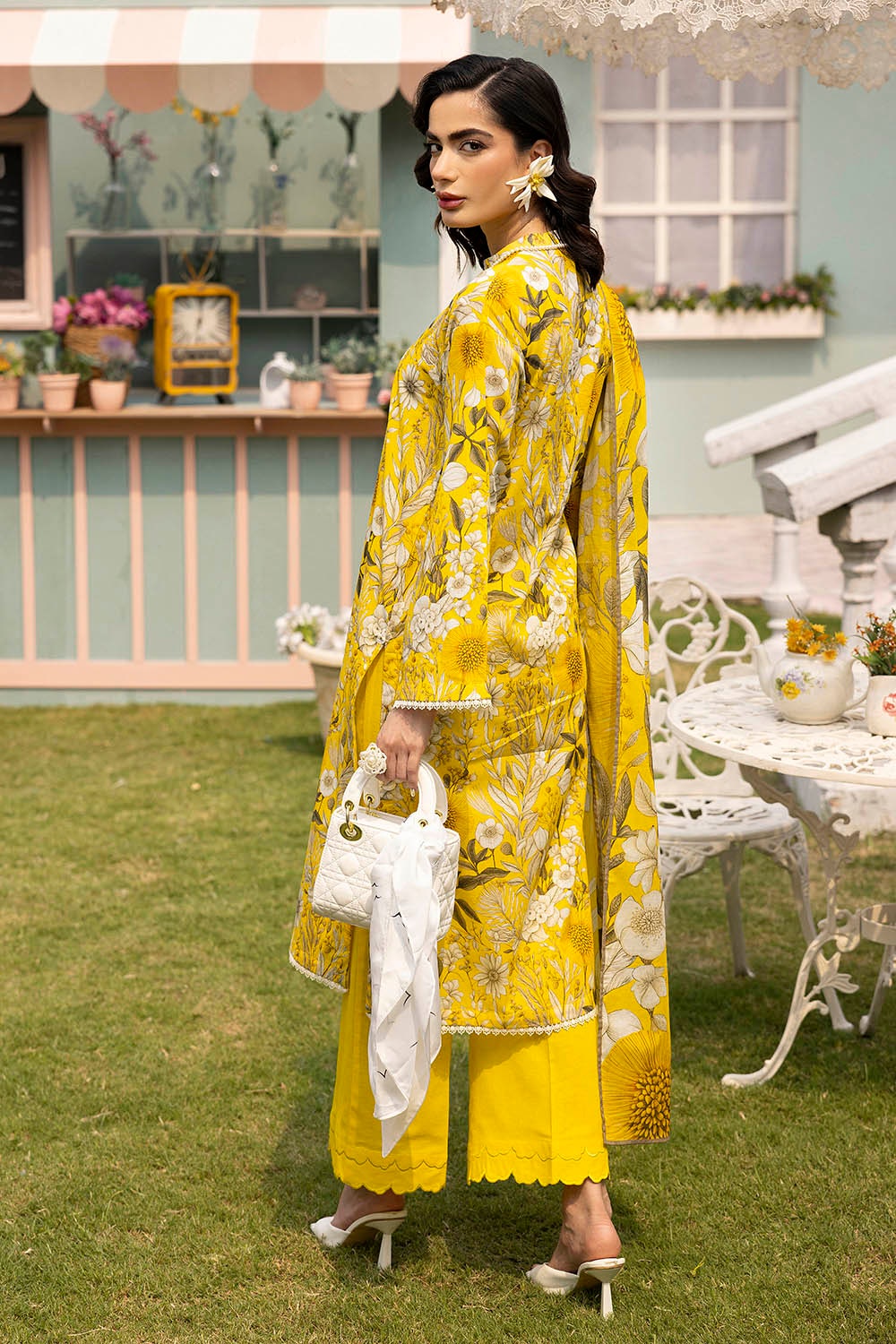 3 Piece Unstitched Printed Lawn Suit SD-52109