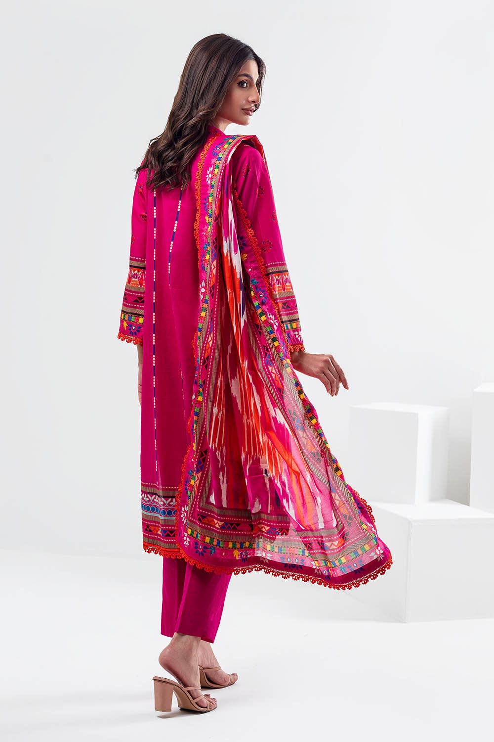 3 Piece Unstitched Printed Lawn Suit SD-52129