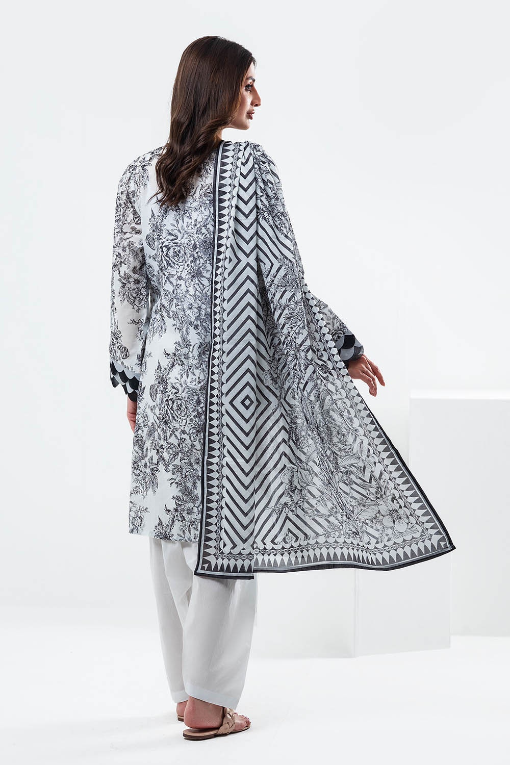3 Piece Unstitched Printed Lawn Suit