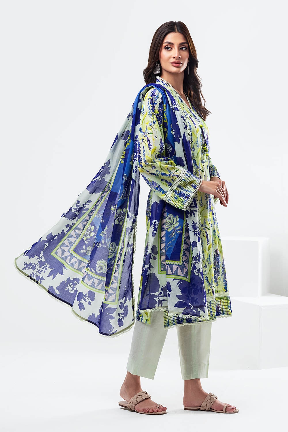 3 Piece Unstitched Printed Lawn Suit SD-52135