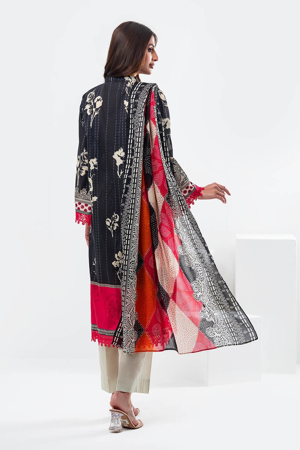 3 Piece Unstitched Printed Lawn Suit SD-52136