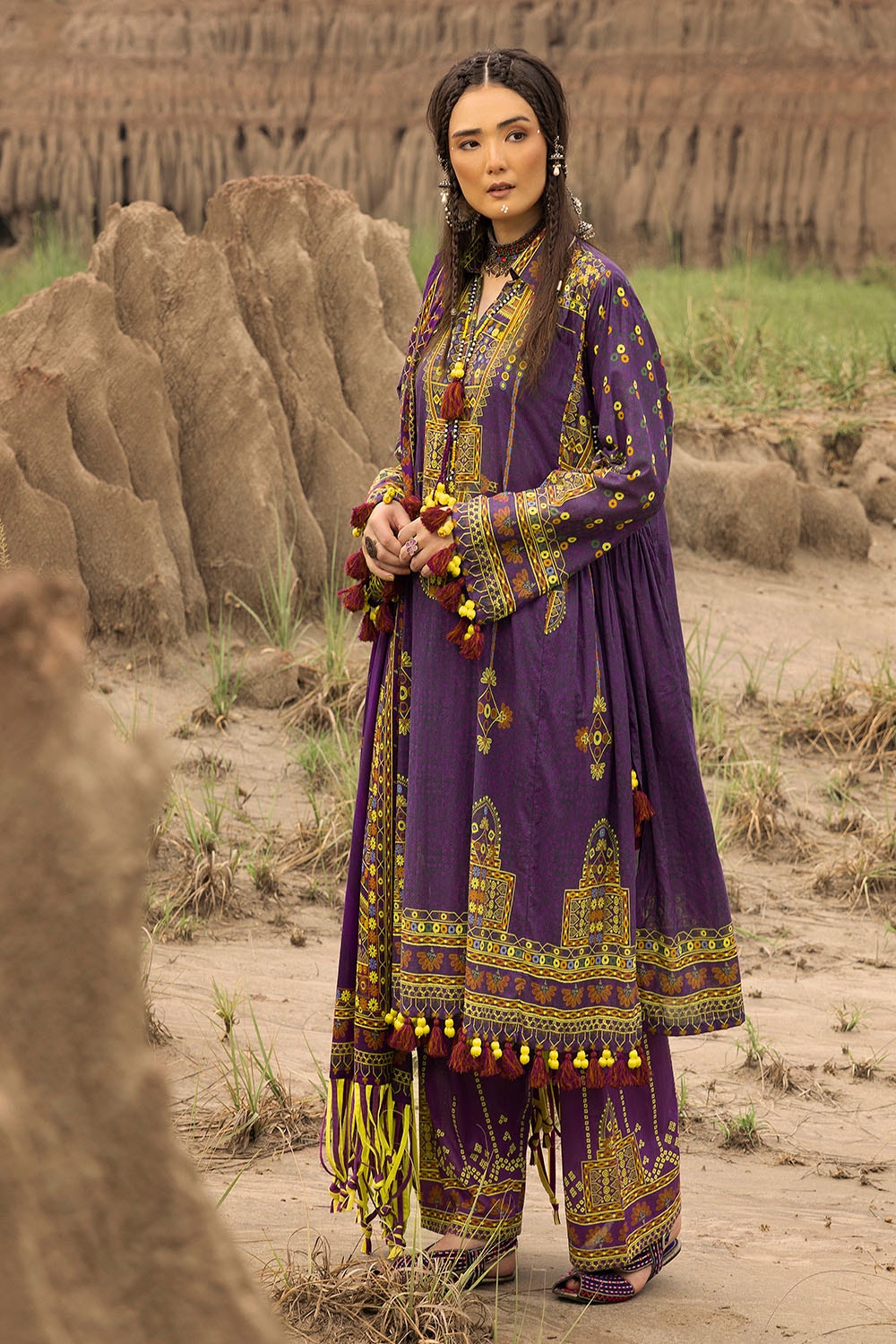 3 Piece Unstitched Printed Lawn Suit CL-52594