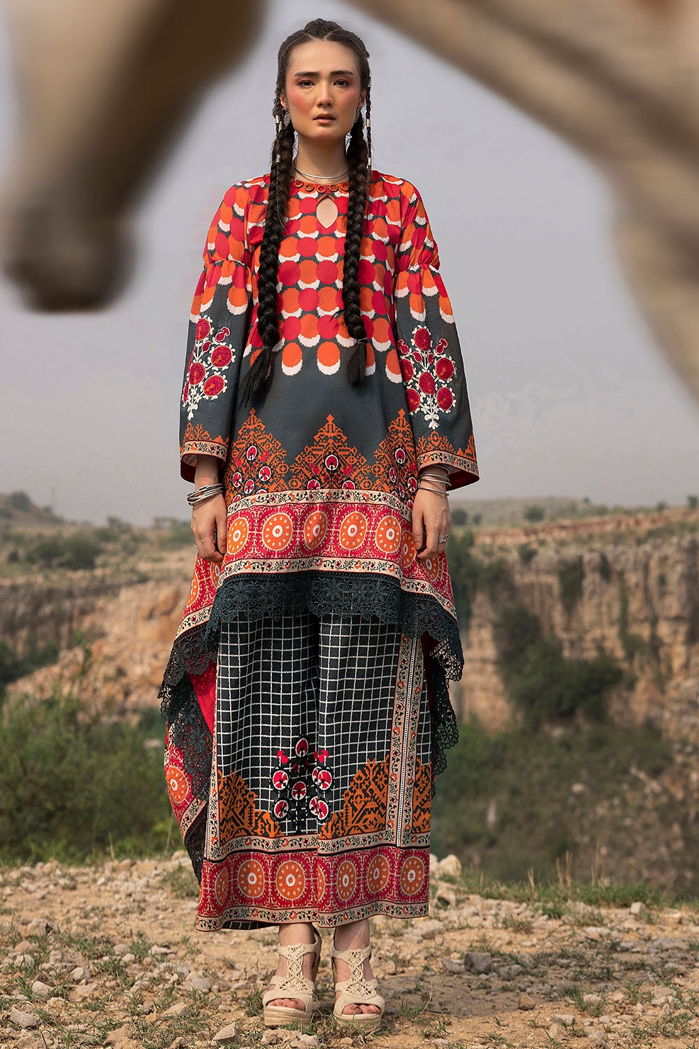 2 Piece Unstitched Printed Lawn Suit with Embroidered Bunches on Organza TL-52152