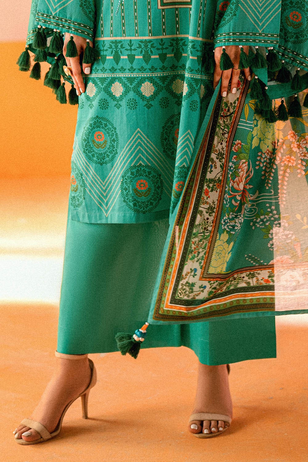3 Piece Unstitched Printed Lawn Suit CL-62048