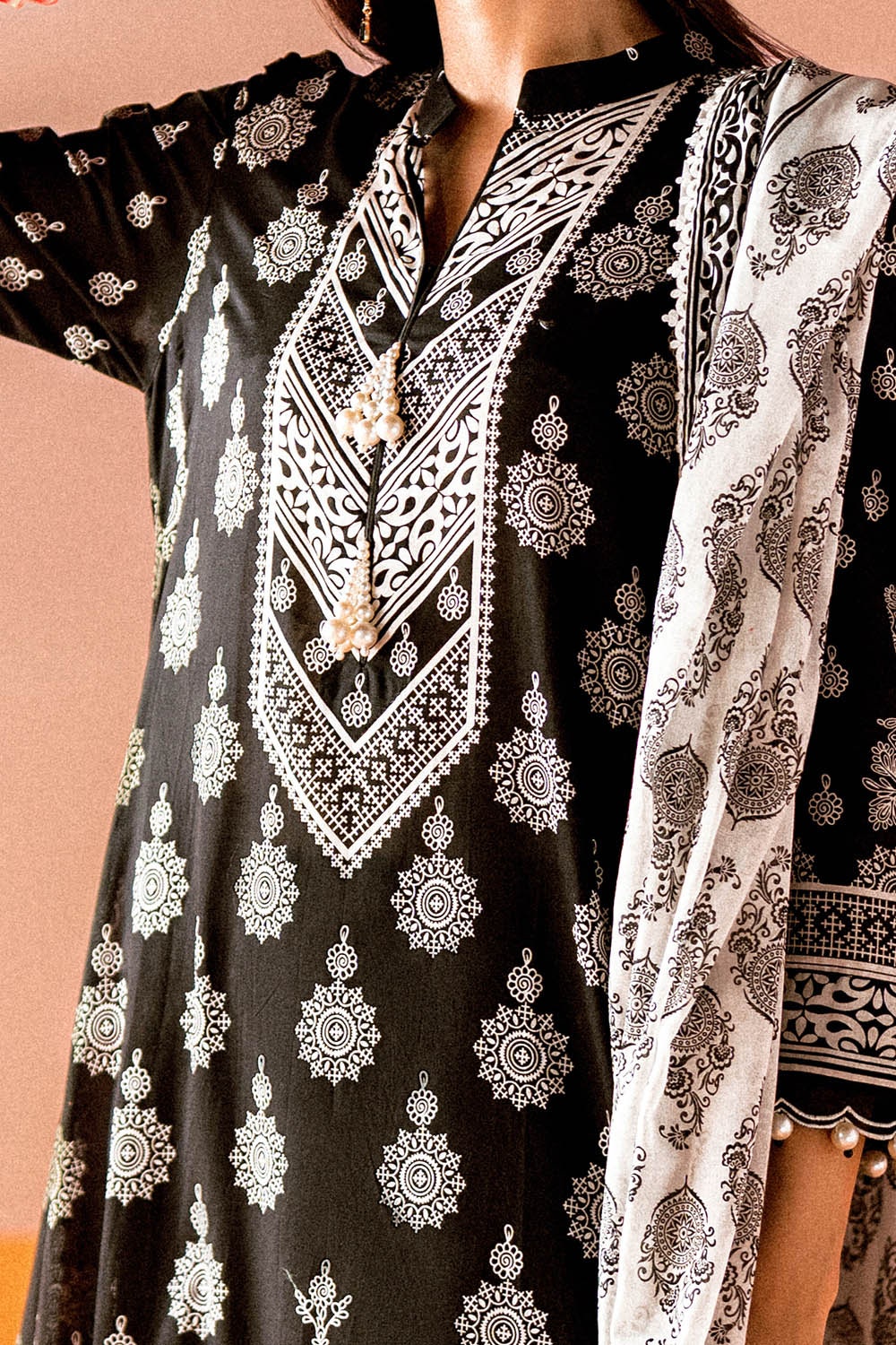 3 Piece Unstitched Printed Lawn Suit CL-62054