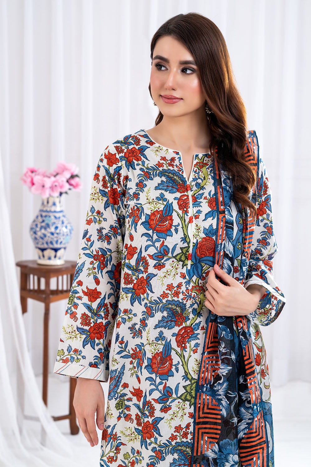 3 Piece Unstitched Printed Lawn suit