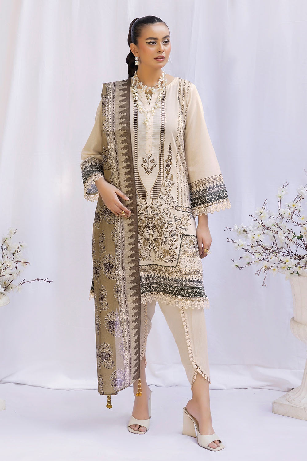 3 Piece Unstitched Printed Lawn Suit SD-52096