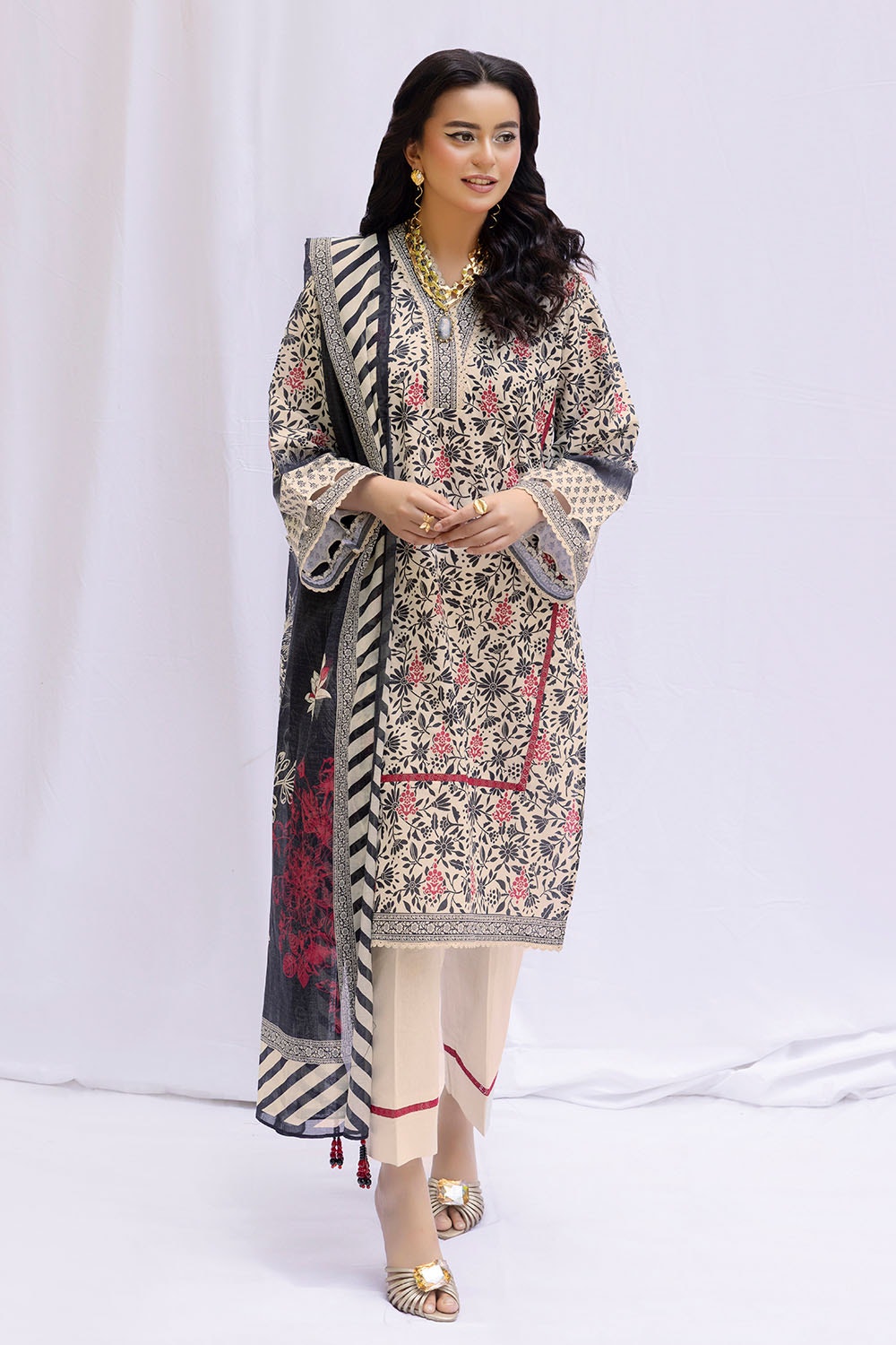 3 Piece Unstitched Printed Lawn Suit SD-52097