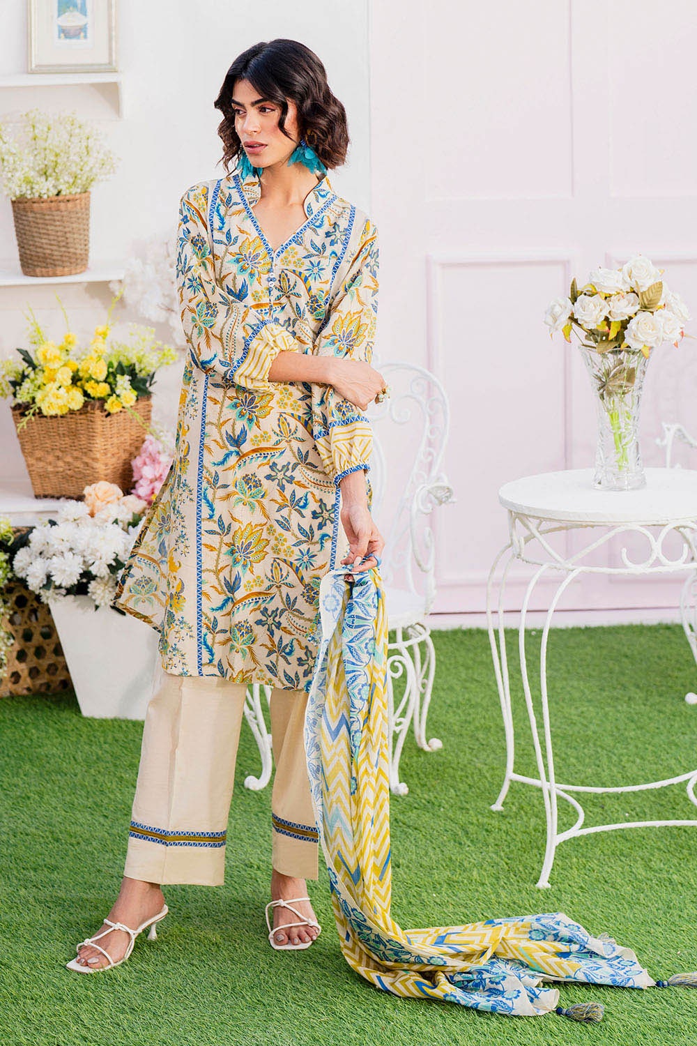 3 Piece Unstitched Printed Lawn Suit SD-52112