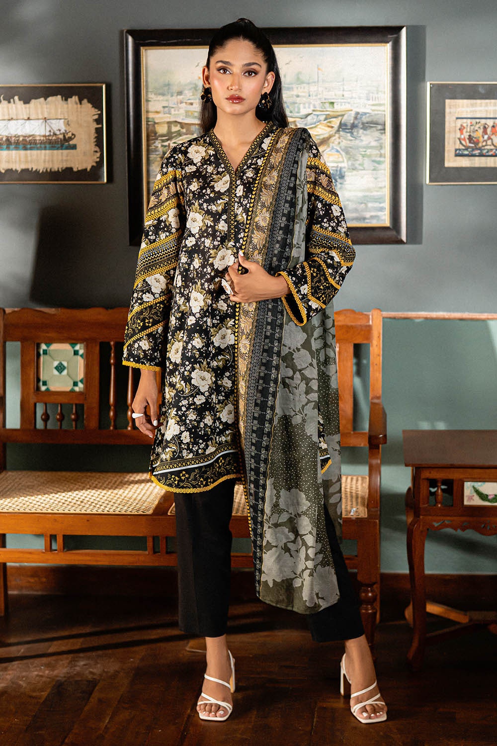 3 Piece Unstitched Printed Lawn Suit SD-52146