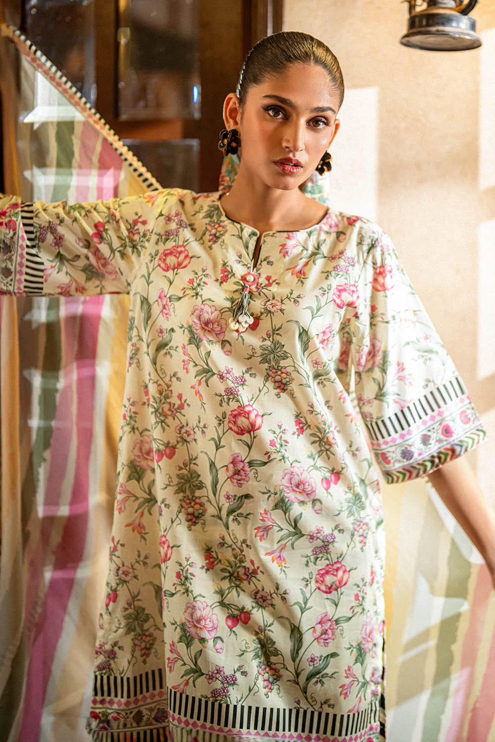 3 Piece Unstitched Printed Lawn Suit SD-52148