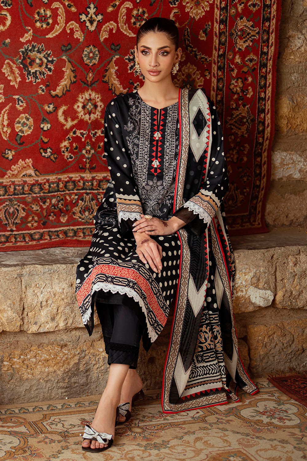 3 Piece Unstitched Printed Lawn Suit SD-52084