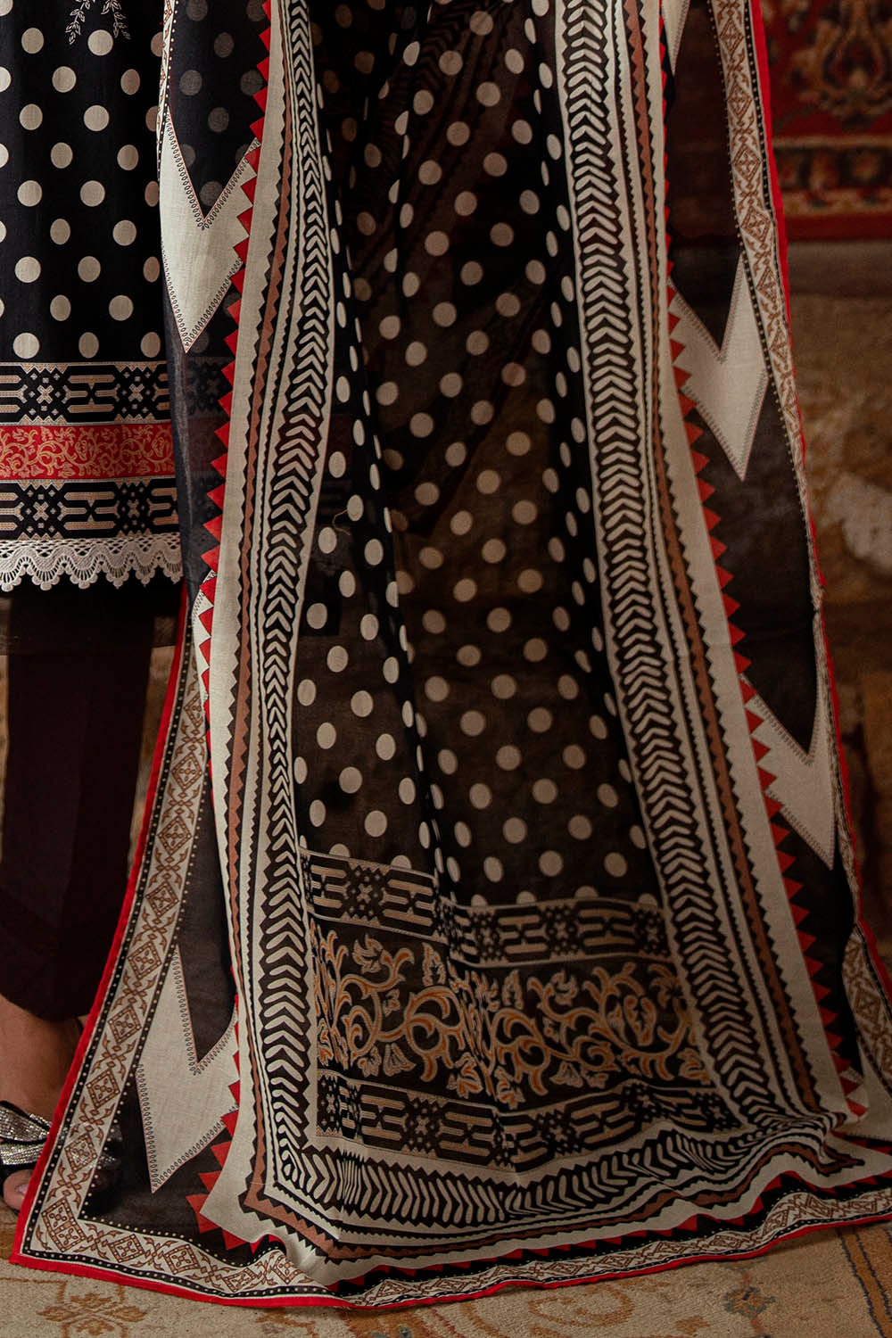 3 Piece Unstitched Printed Lawn Suit SD-52084