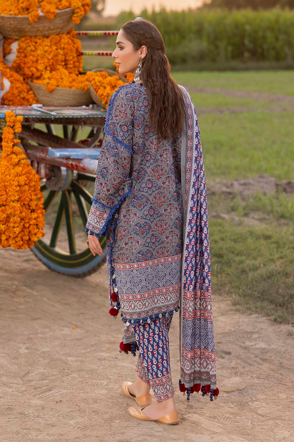 3 Piece Unstitched Printed Lawn Suit CL-52632