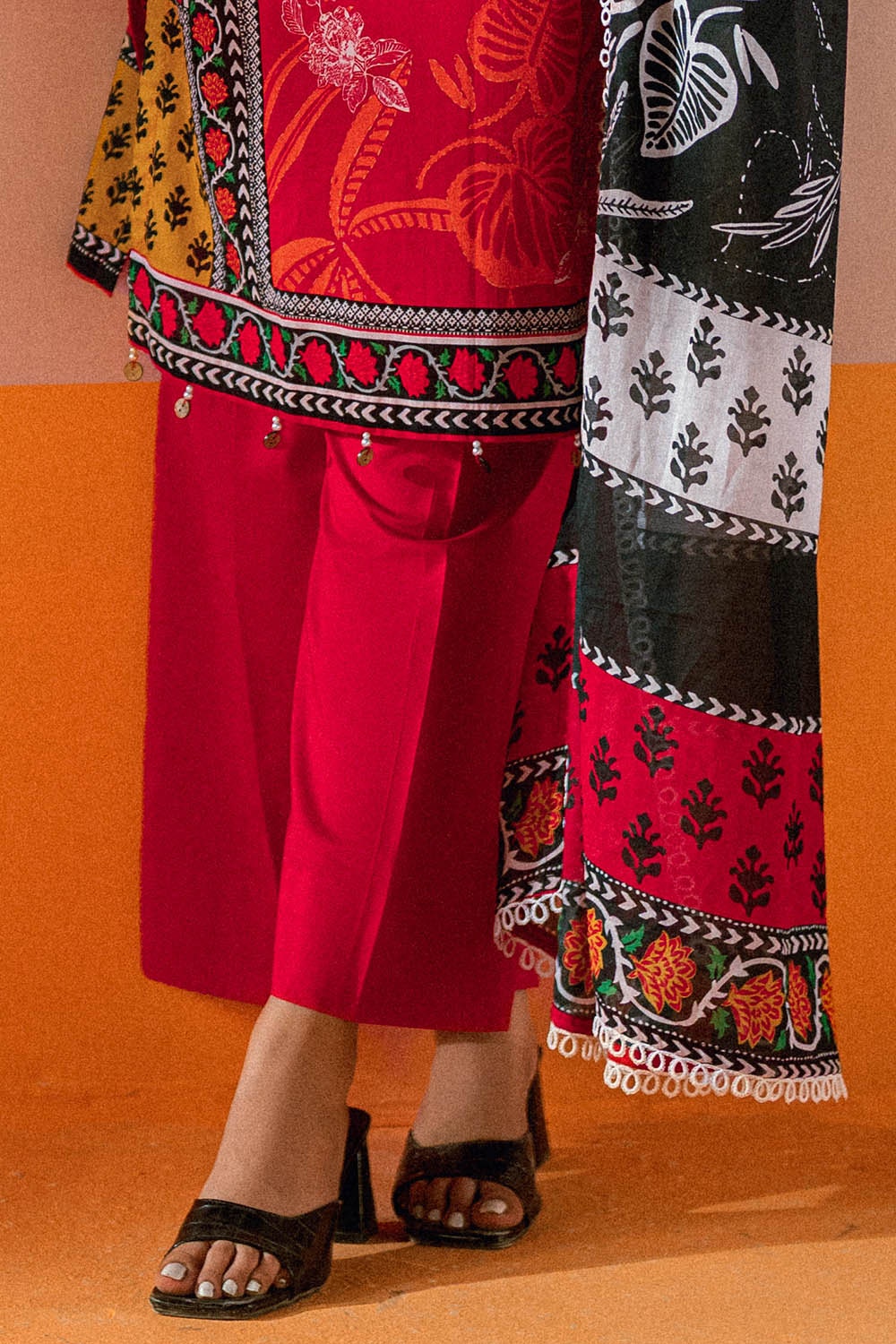 3 Piece Unstitched Printed Lawn Suit CL-62060