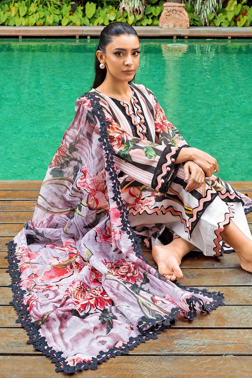 3 Piece Unstitched Printed Lawn Suit with Paper Cotton Dupatta