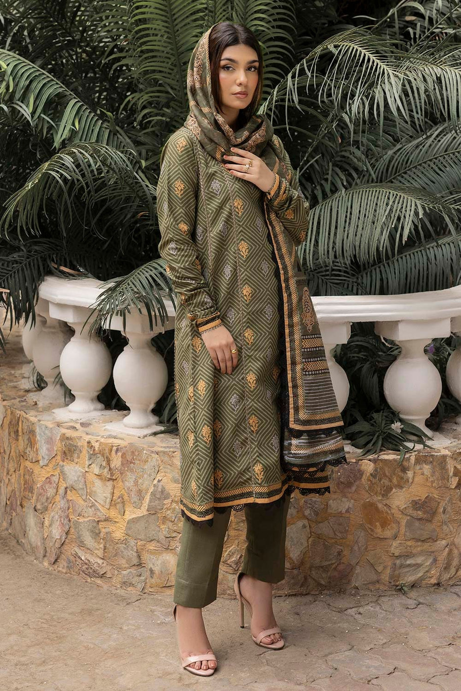 3 Piece Unstitched Printed Stripe Khaddar Suit