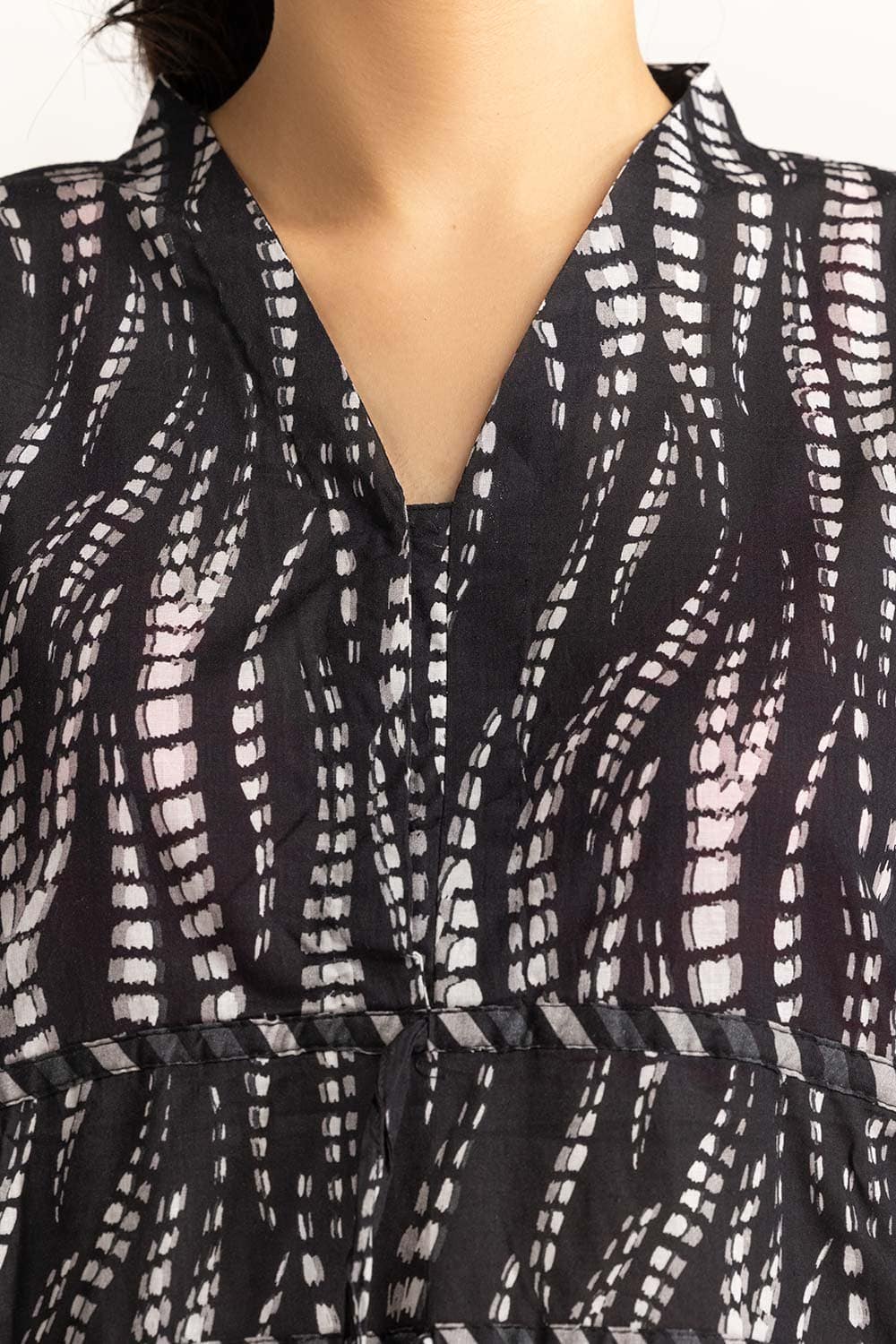 Printed V-Neck Dress WM-DRS-SS24-025