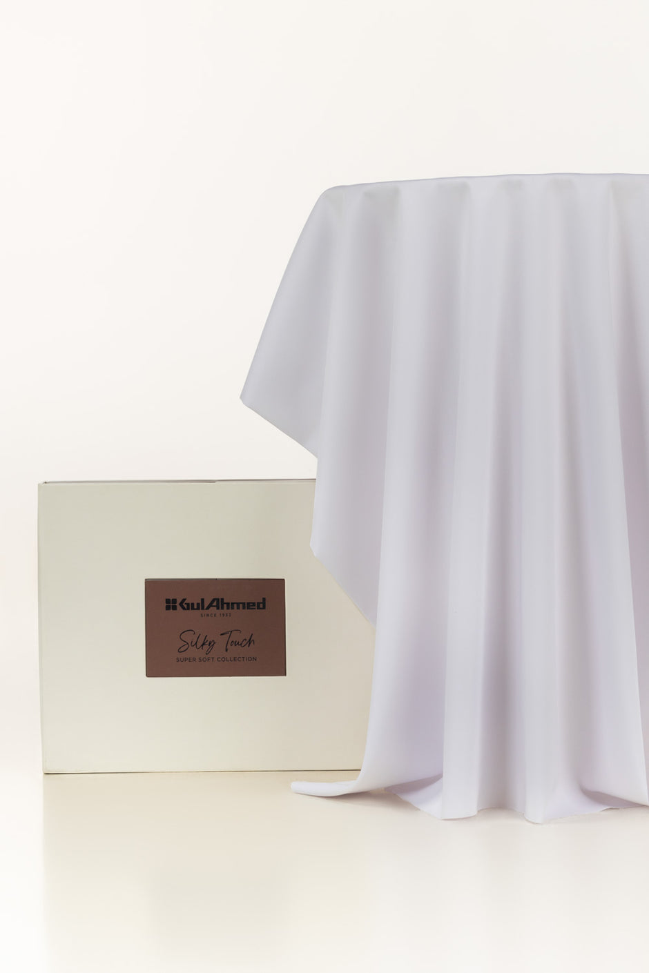 Prism Twill Unstitched Fabric Cotton with Gift Box