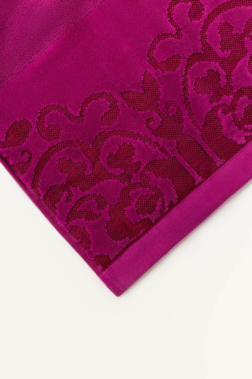 Pulse Jacquard Dyed Towel