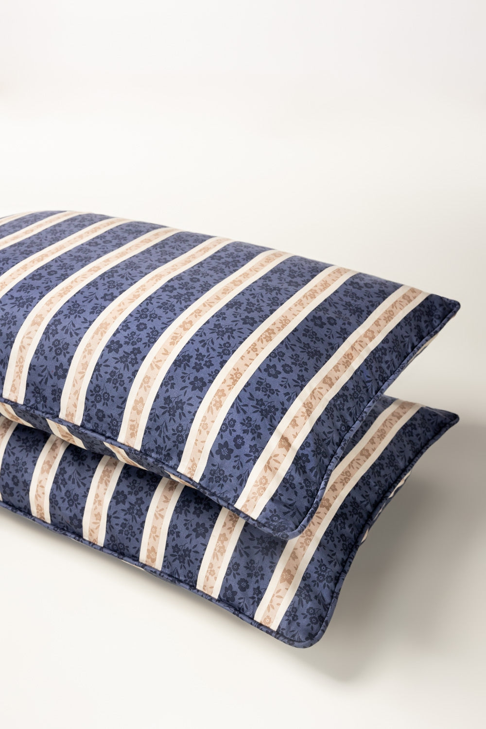 Quad Patch T-200 Pillow Cover Set