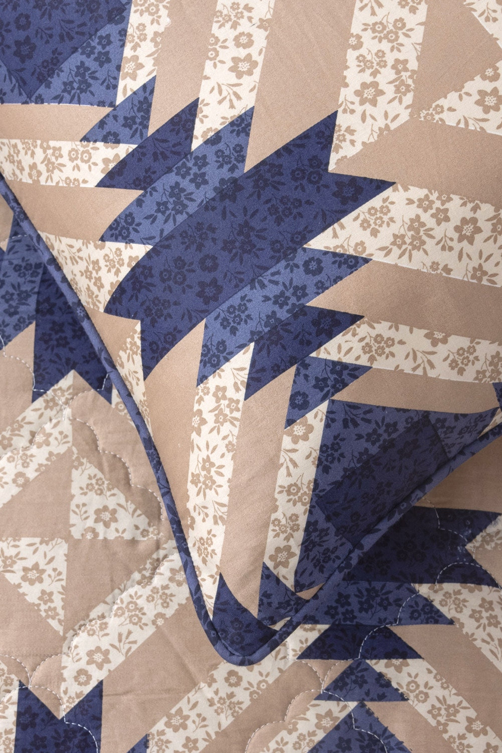 Quad Patch T-200 Bed Throw