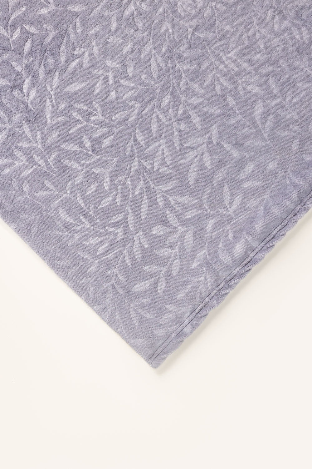 AW25 Quick Silver Double Ply Fleece Throw