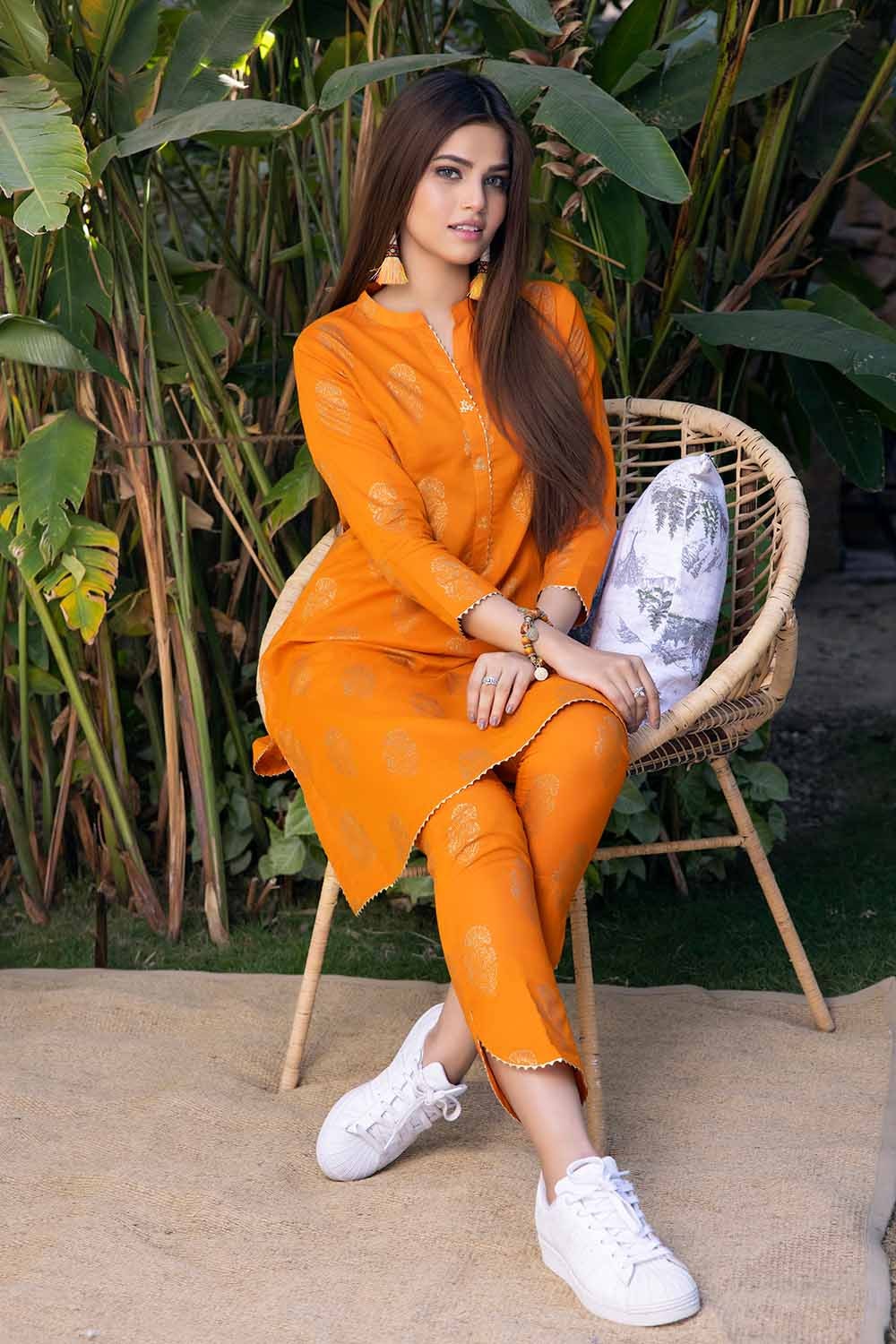 2 Piece Lawn Gold Printed Unstitched Suit TL-32040