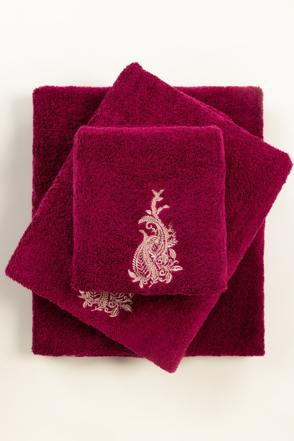 Raspberry Combed 3Pc Embroidered towel set