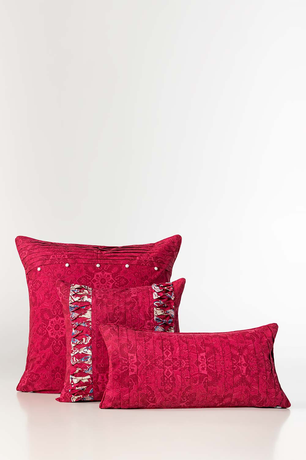 Red Artistry T-150 Euro Sham Cushion Cover