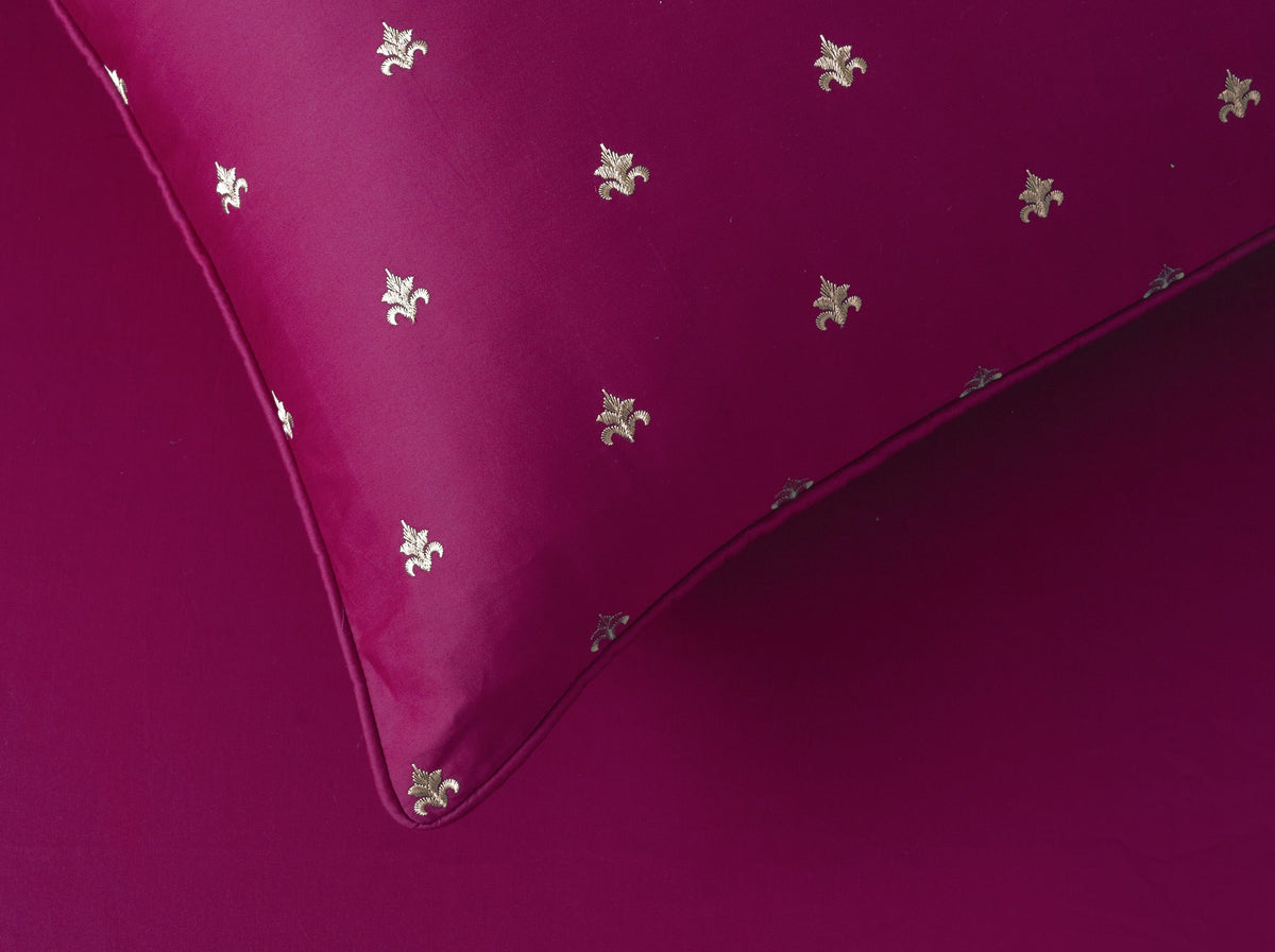 Red Bud T-400 Embroidered Bed Sheet Set