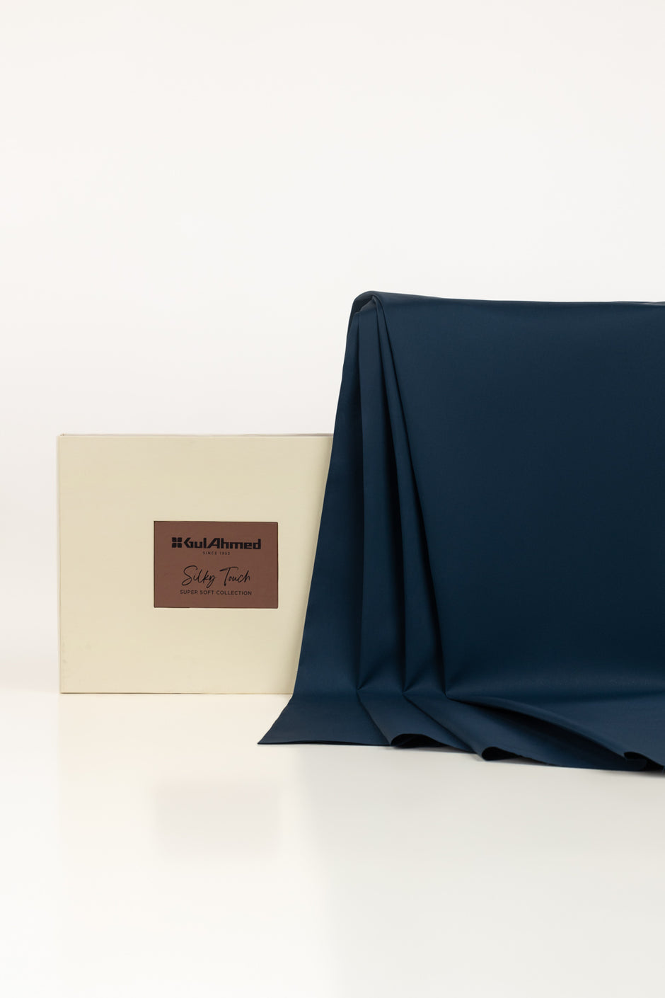 Regent Cotton Unstitched Fabric Cotton with Gift Box