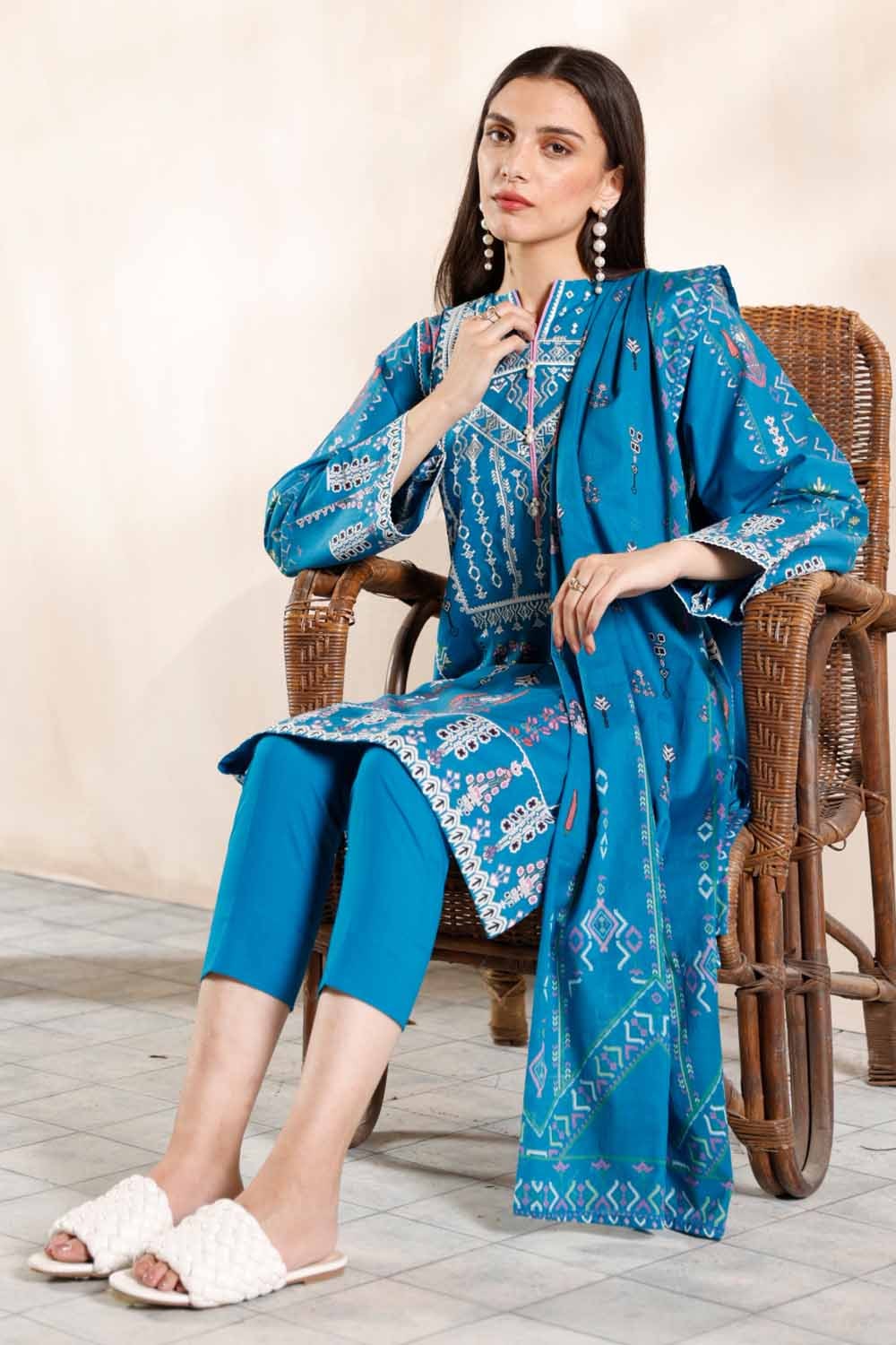 2 Piece Digital Embroidered Cambric Shirt With Lawn Dupatta TCE-12013 A