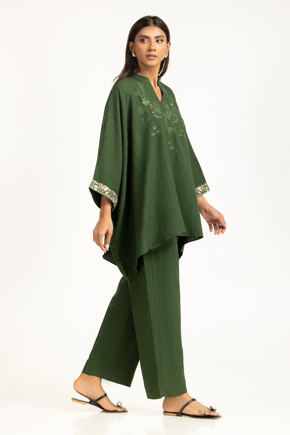 Ripple Crinkle Embroidered Co-Ord Set IPST-55130