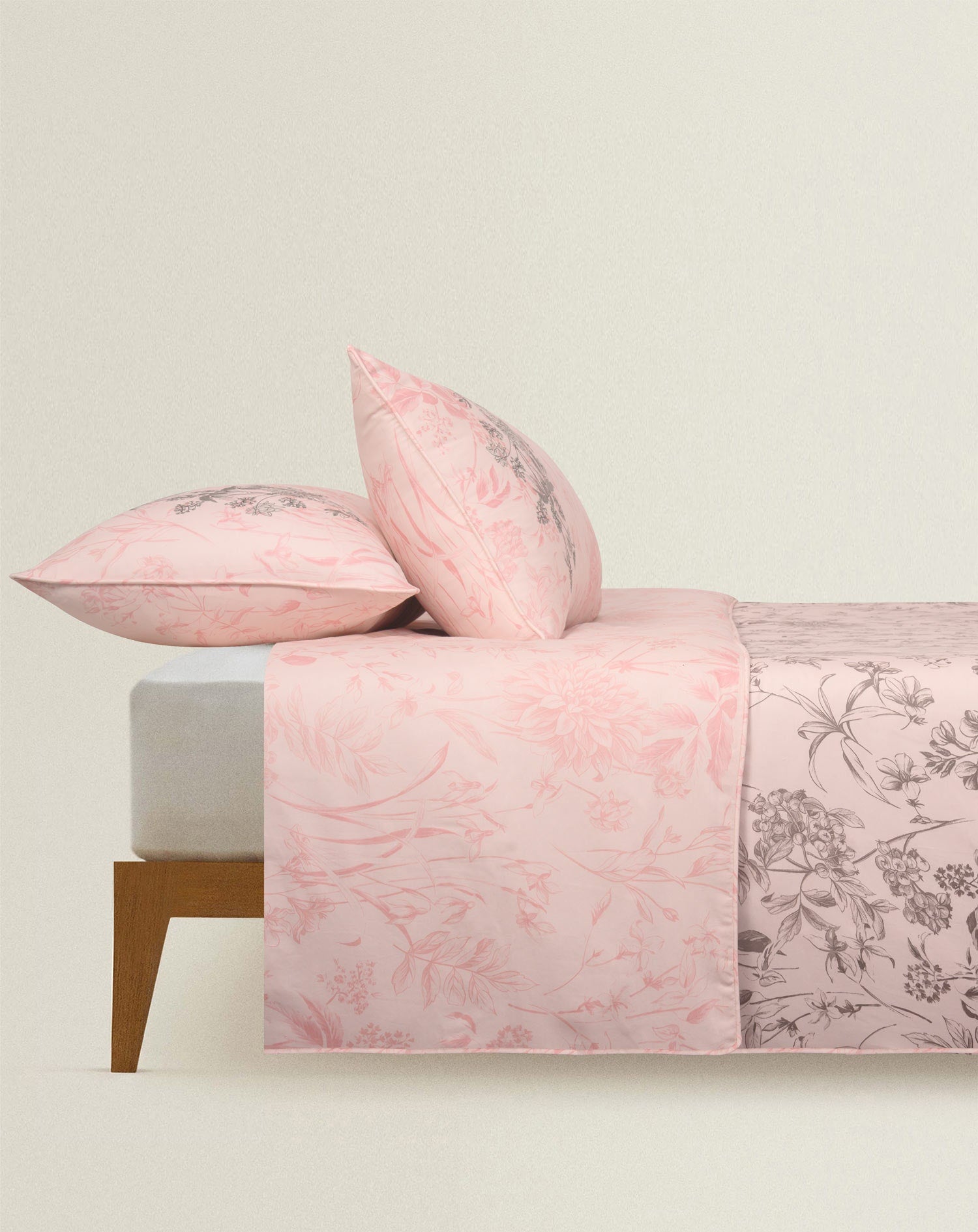 Rose Dust T-300 Quilt Cover Set