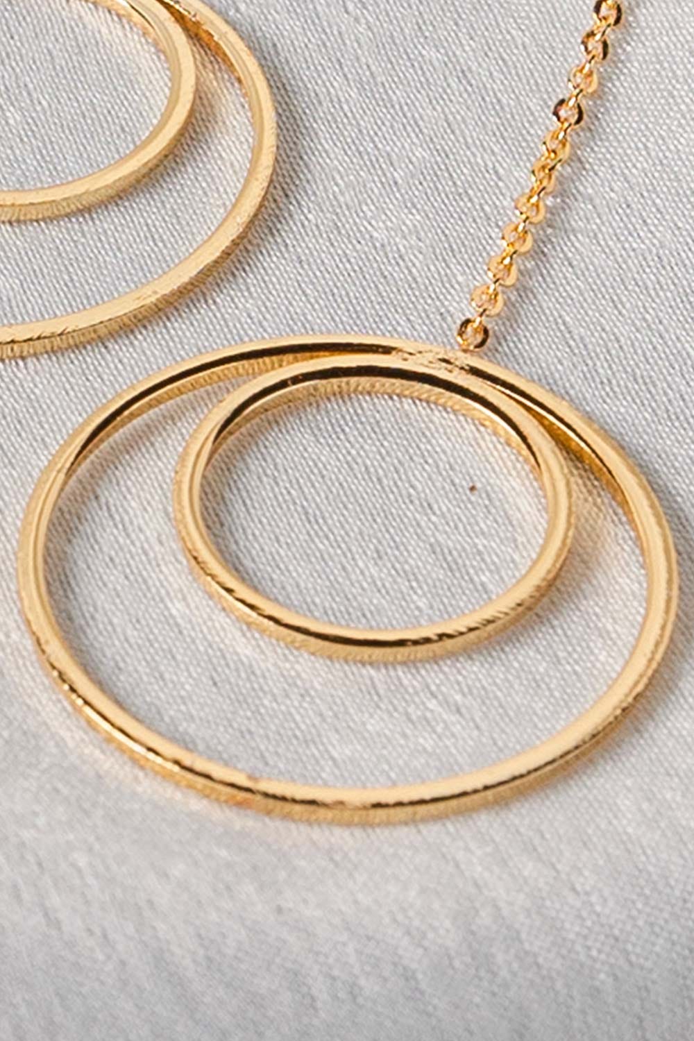 Round Threader Earrings Gold