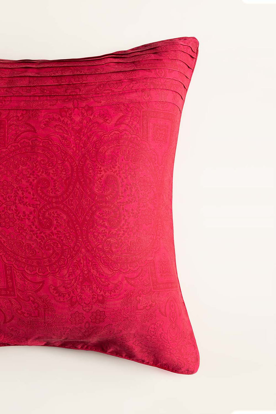 Royal Garnet T-200 Euro Sham Cushion Cover