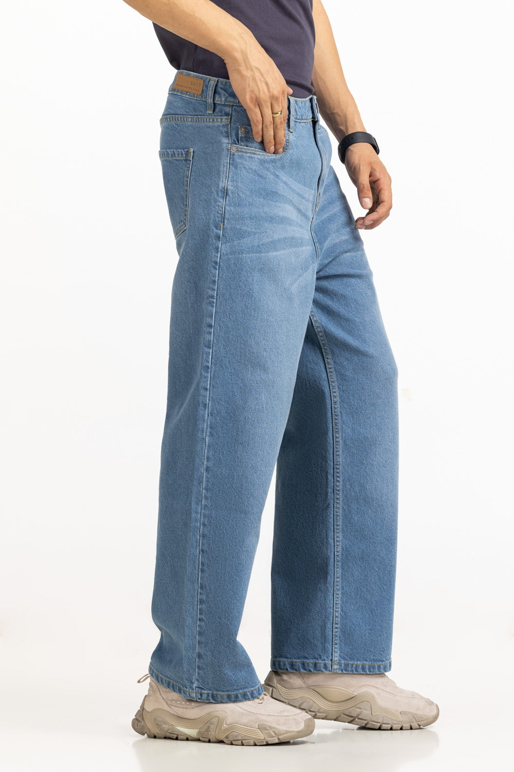 Wide Leg Fit Jeans MN-JNS-SS25-013