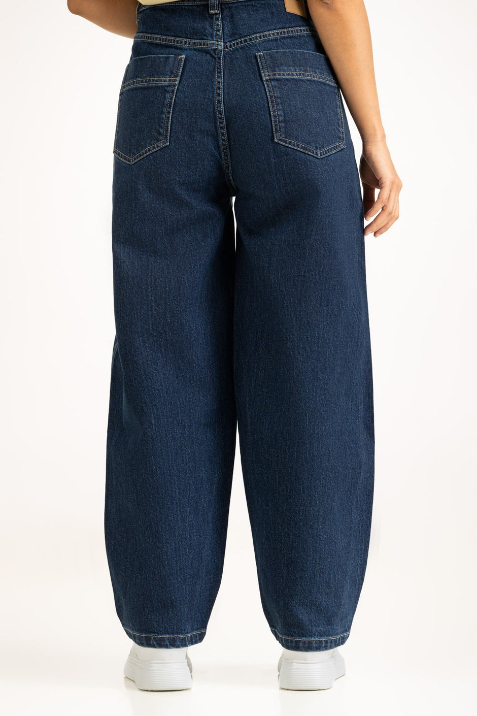 Barrel Fit Jeans