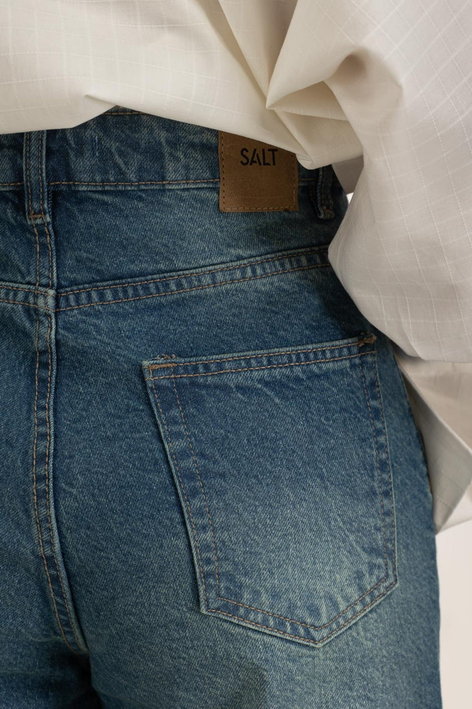 Barrel Fit Jeans