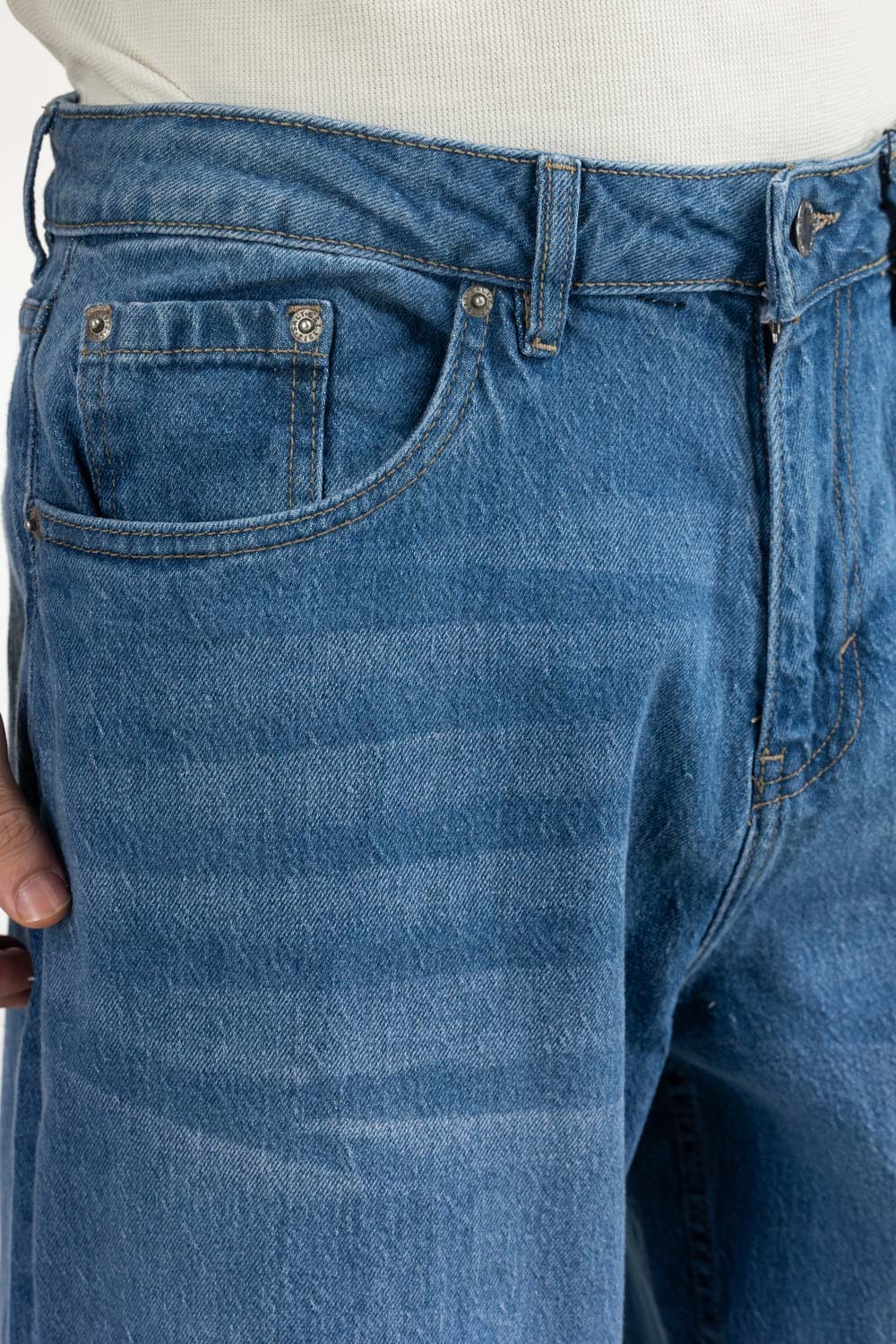 Loose Fit Jeans MN-JNS-SS25-015 B