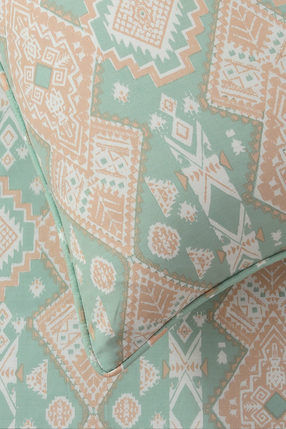 Sand Tile T-150 Bed Sheet Set