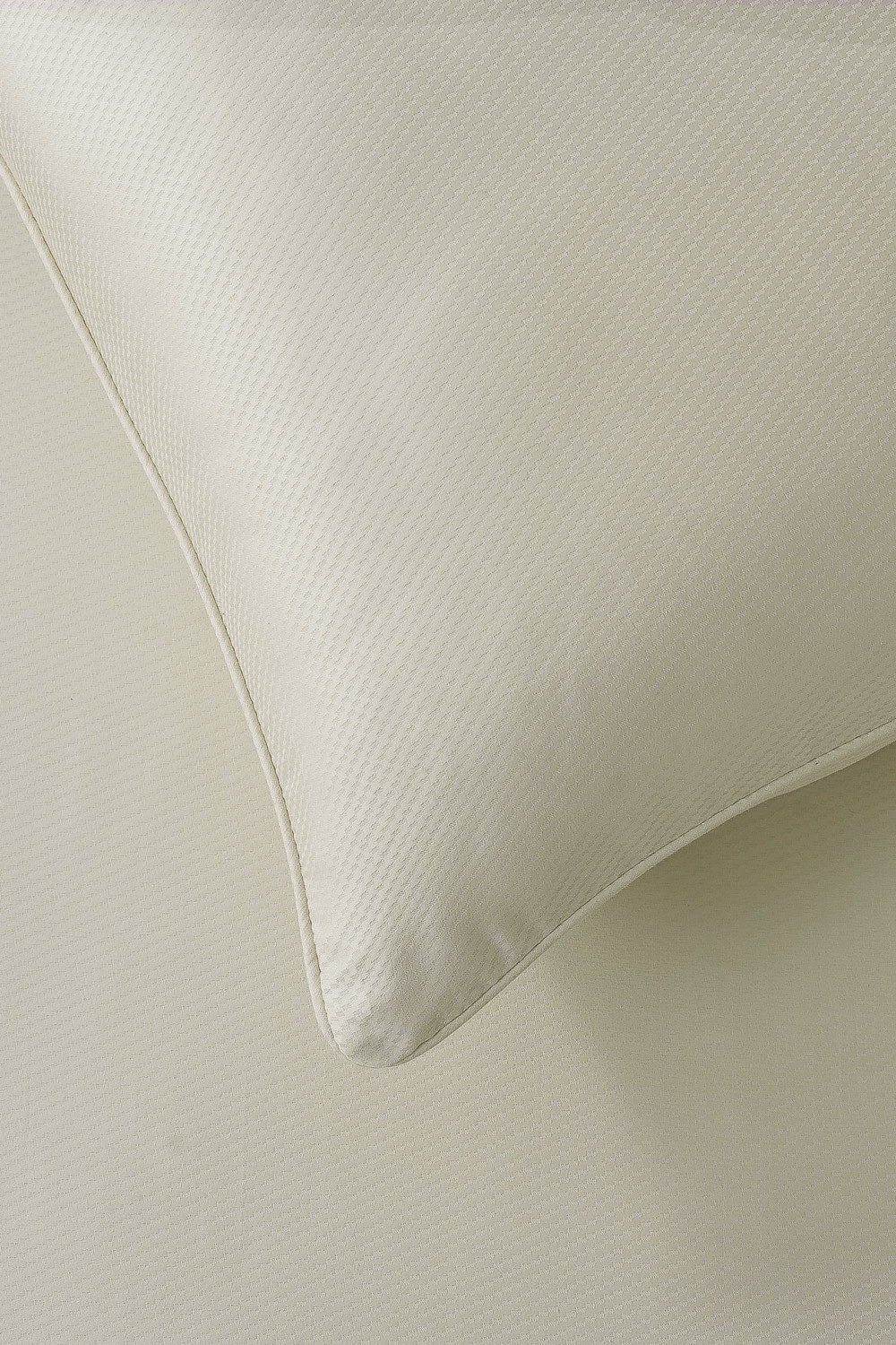 Sand Cube T-225 Bed Sheet Set