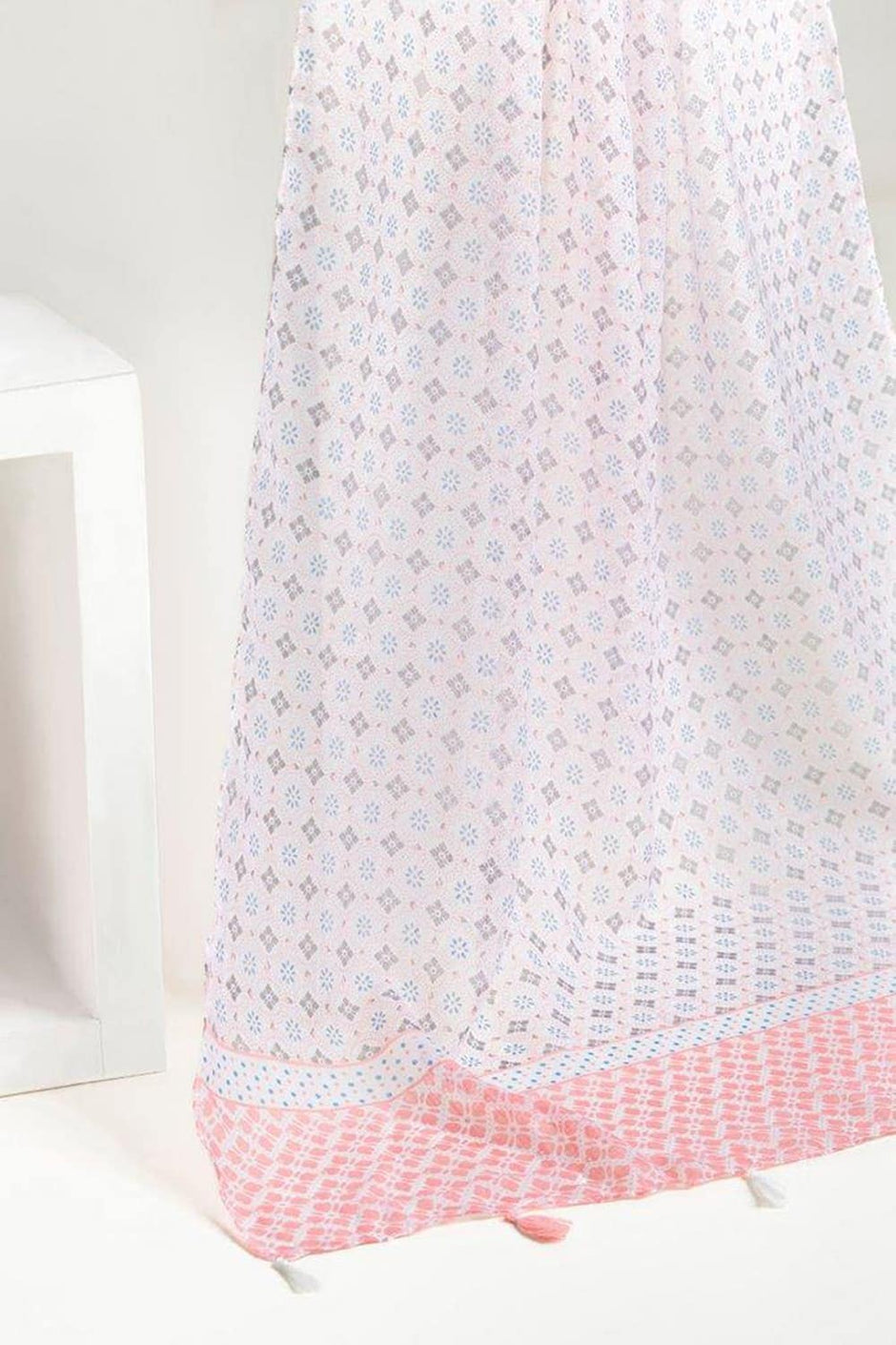 Multicolored Slub Lawn Printed Scarves
