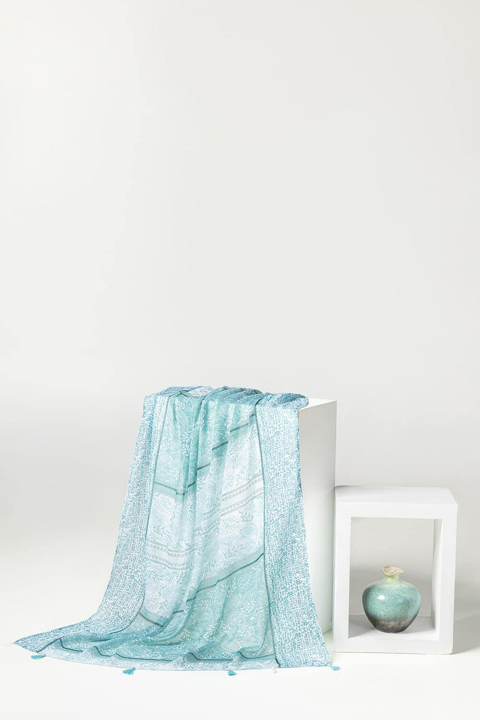 Multicolored Slub Lawn Printed Scarves
