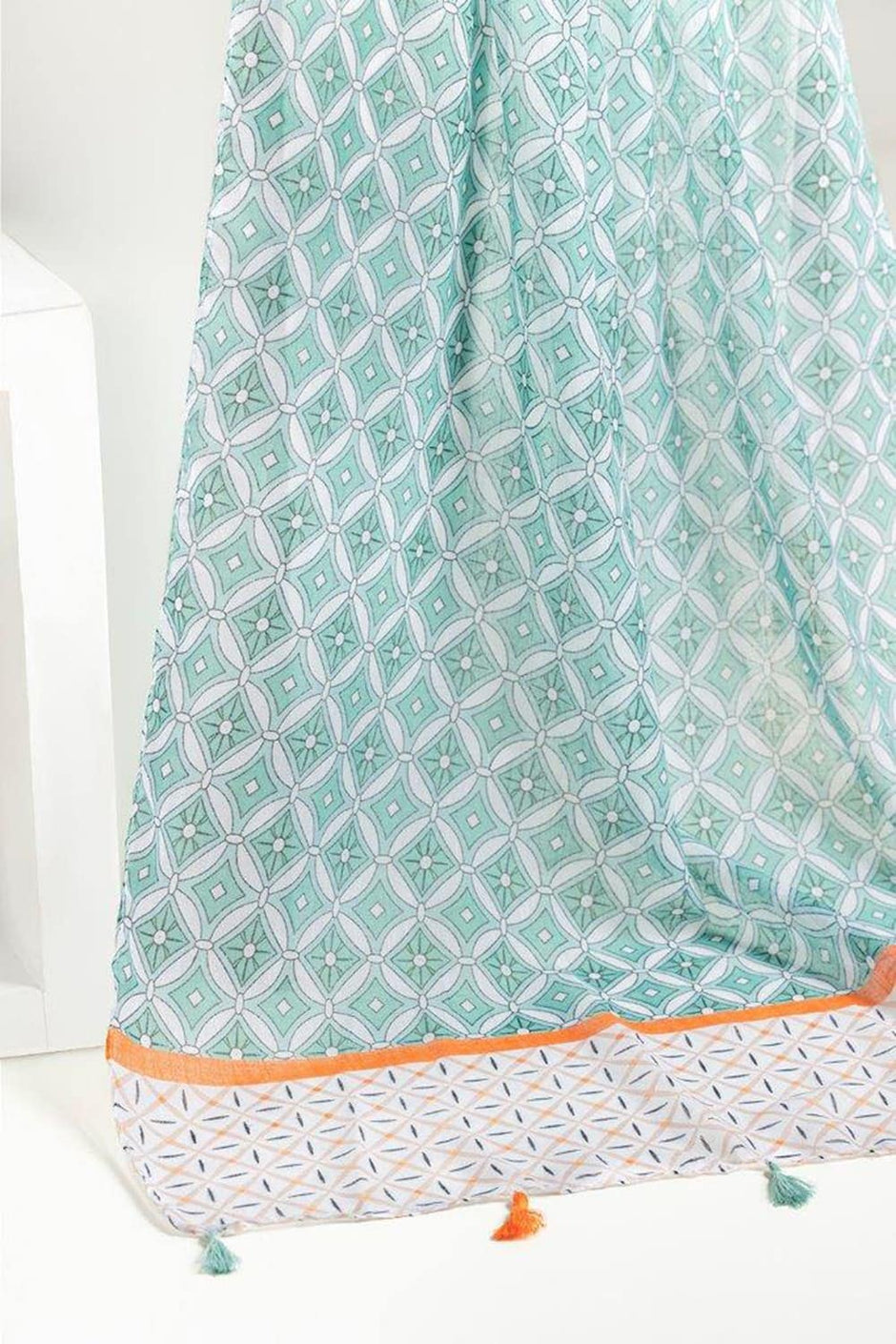 Multicolored Slub Lawn Printed Scarves