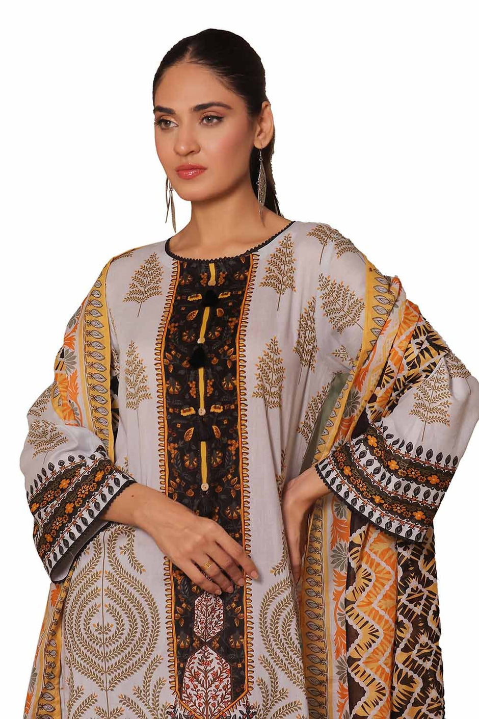 3 Piece Unstitched Printed Khaddar Suit